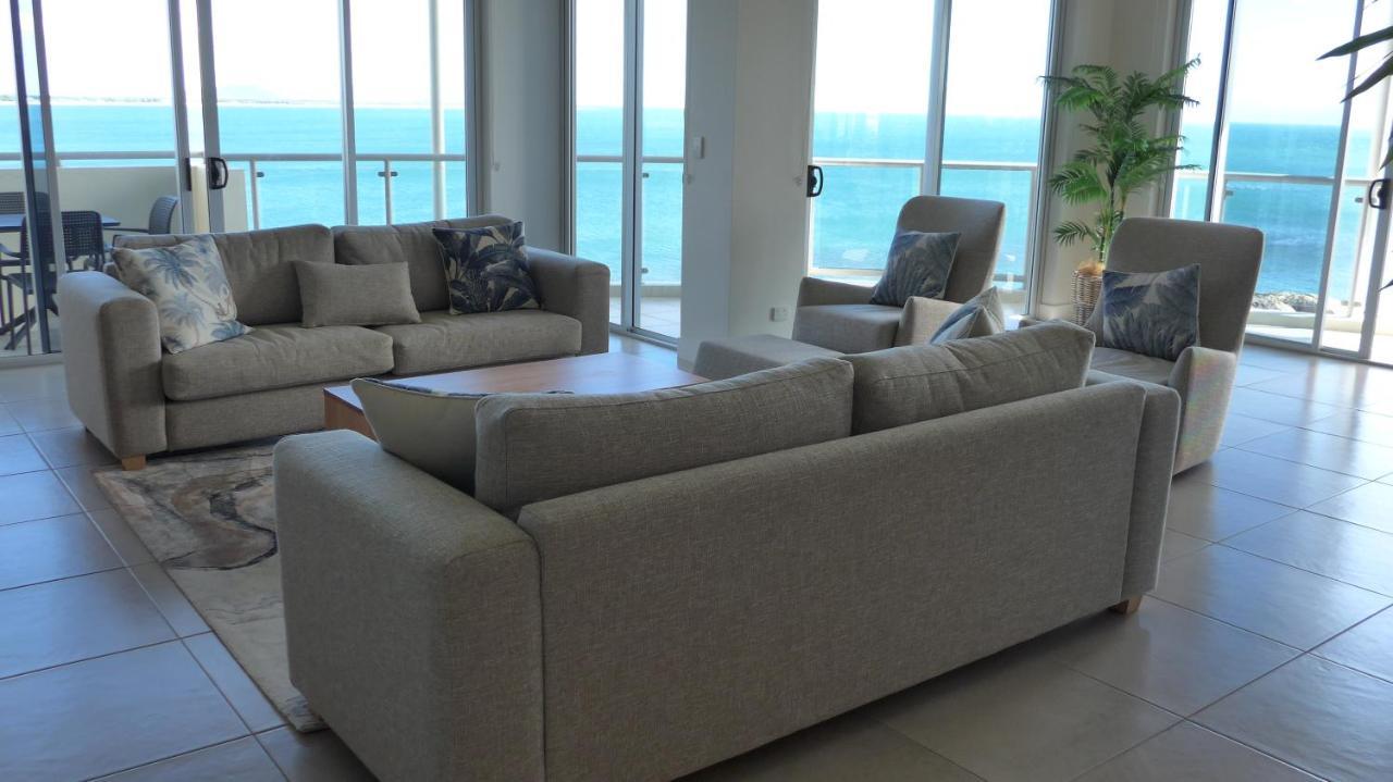 Coral Cove Apartments - Absolute Beachfront Resort Bowen Exterior foto