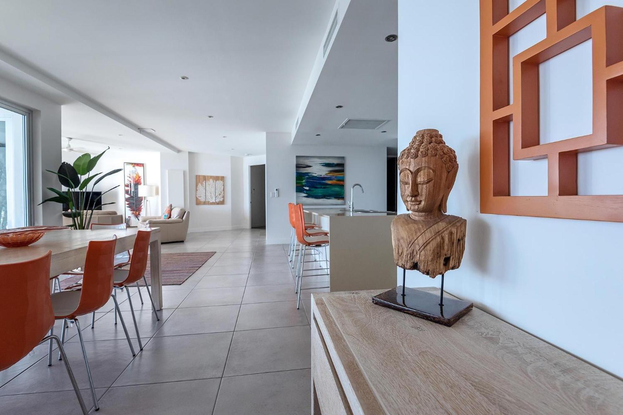 Coral Cove Apartments - Absolute Beachfront Resort Bowen Exterior foto